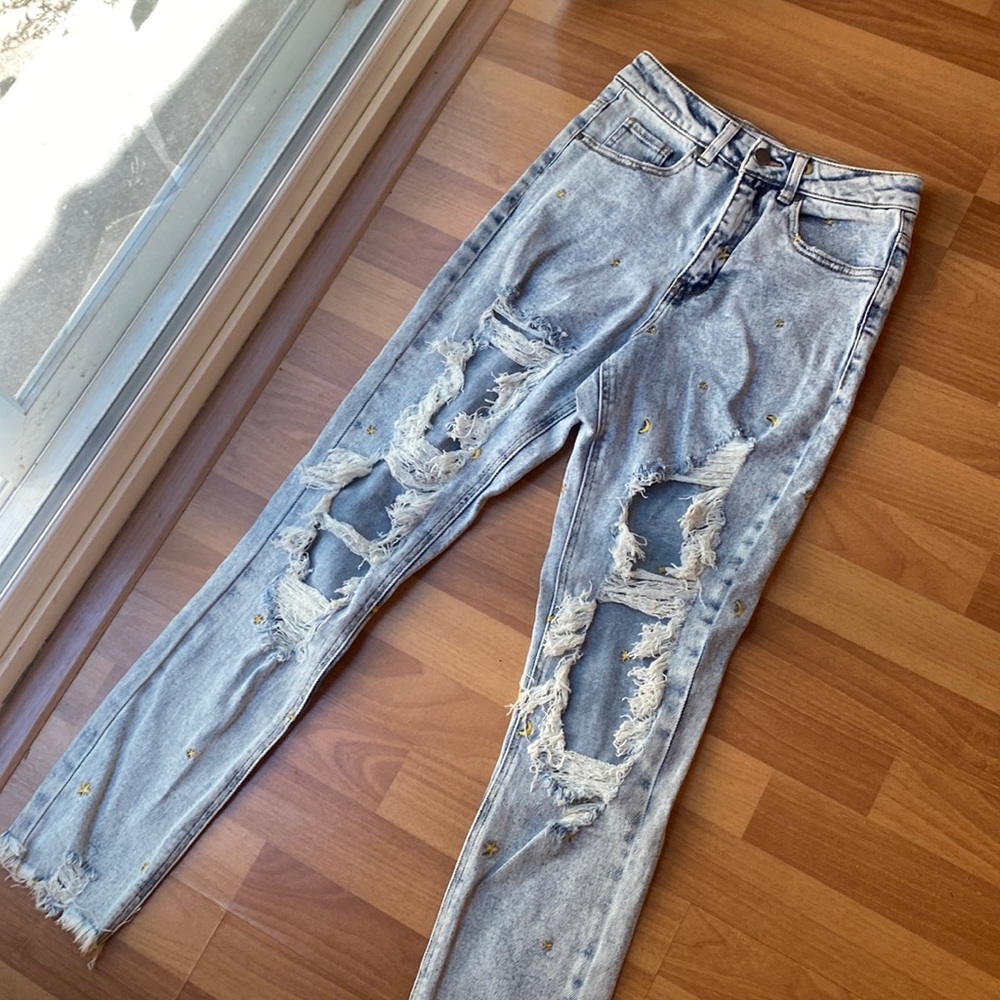 Ripped jeans